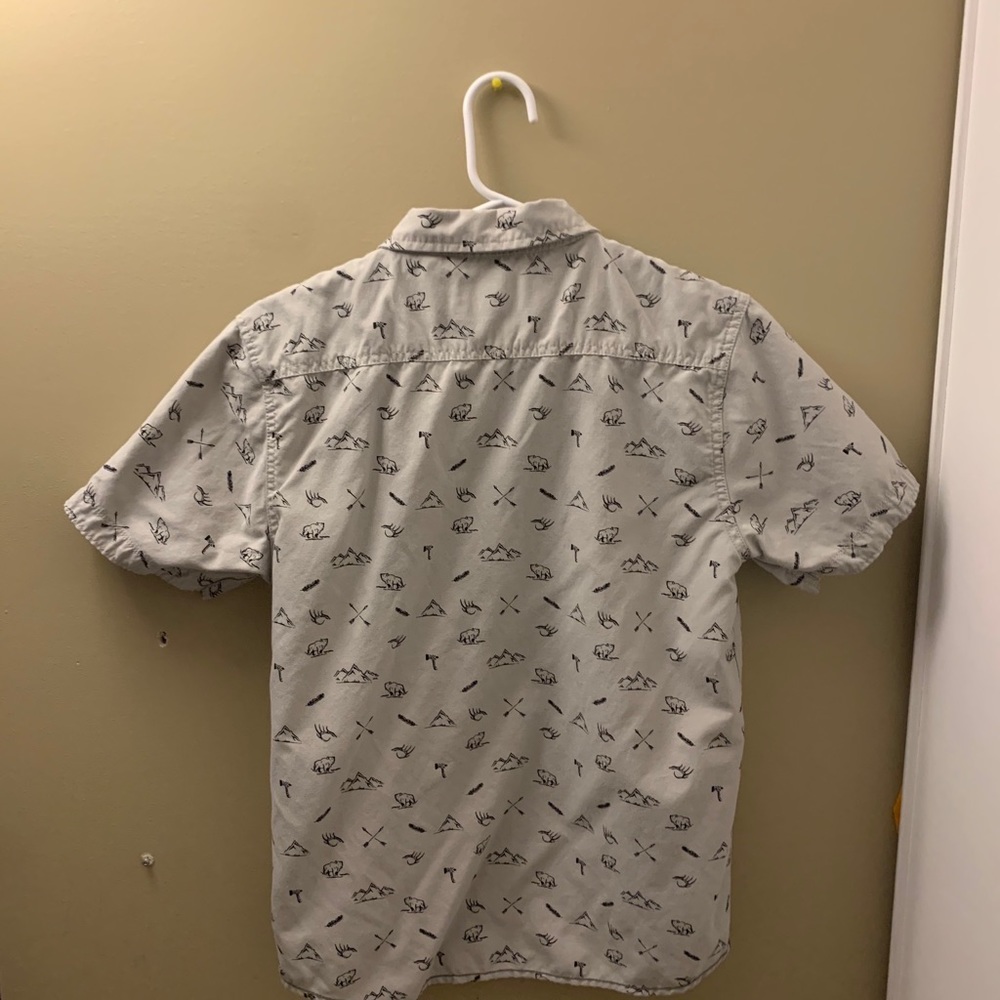 Free Planet Button Down - Picture 2 of 3